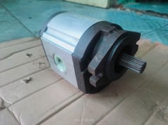 Bơm bánh răng Ronzio-Italy 03ZBG50B265SN