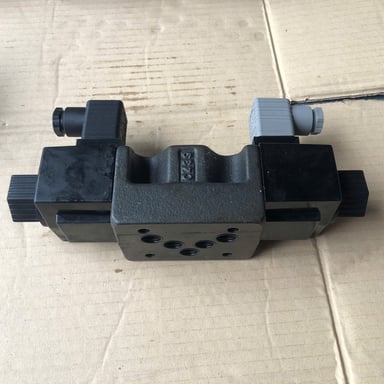 Van DSG-03-3C3-A100-N-50